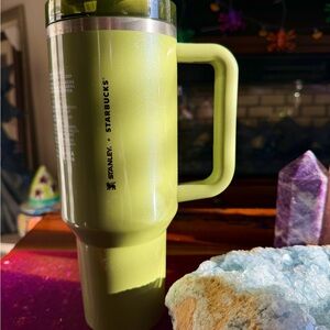 Stanley X Starbucks Olive Green
